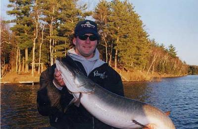 Rob Manthei Wisconsin Musky Fishing Guide