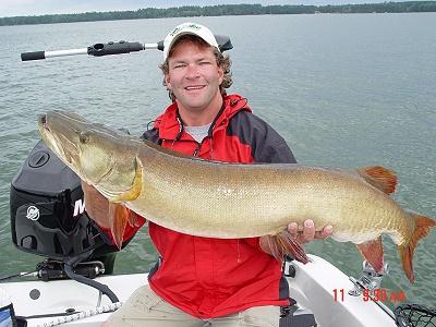 Rob Manthei Wisconsin Musky Fishing Guide