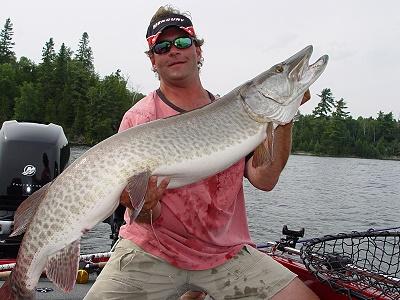 Rob Manthei Wisconsin Muskie Fishing Guide